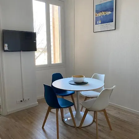 Apartment F2 Centre Avec Vue Sur Le Port ! *